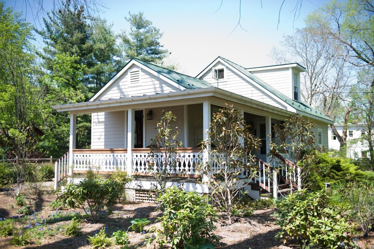 Hopkins Ordinary Bed, Breakfast And Ale Works Bed and Breakfast Sperryville Exterior foto