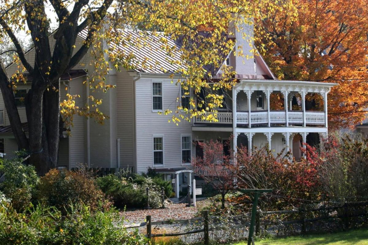 Hopkins Ordinary Bed, Breakfast And Ale Works Bed and Breakfast Sperryville Exterior foto